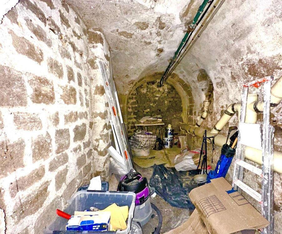 Appartement à PARIS-2E