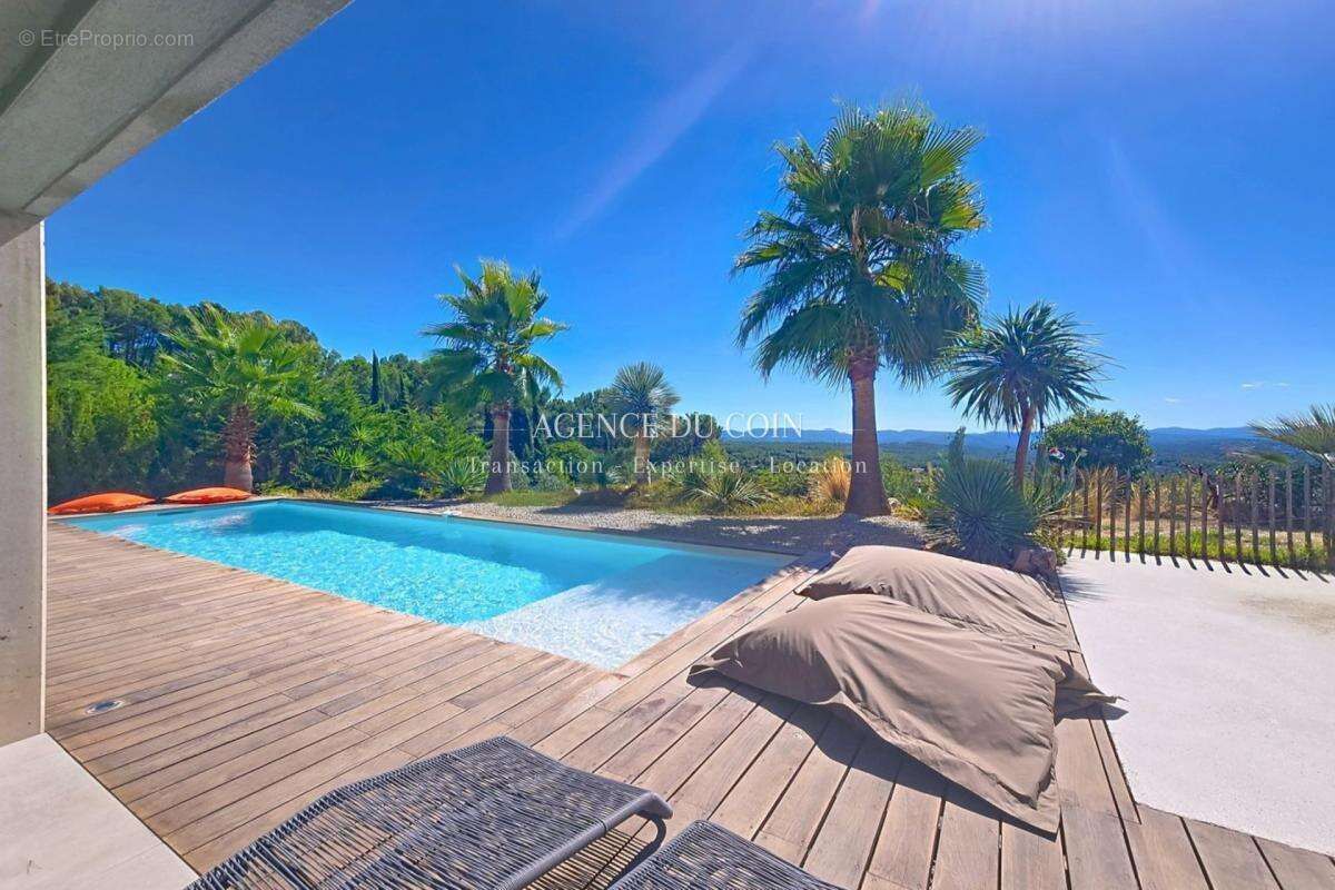 Maison à DRAGUIGNAN