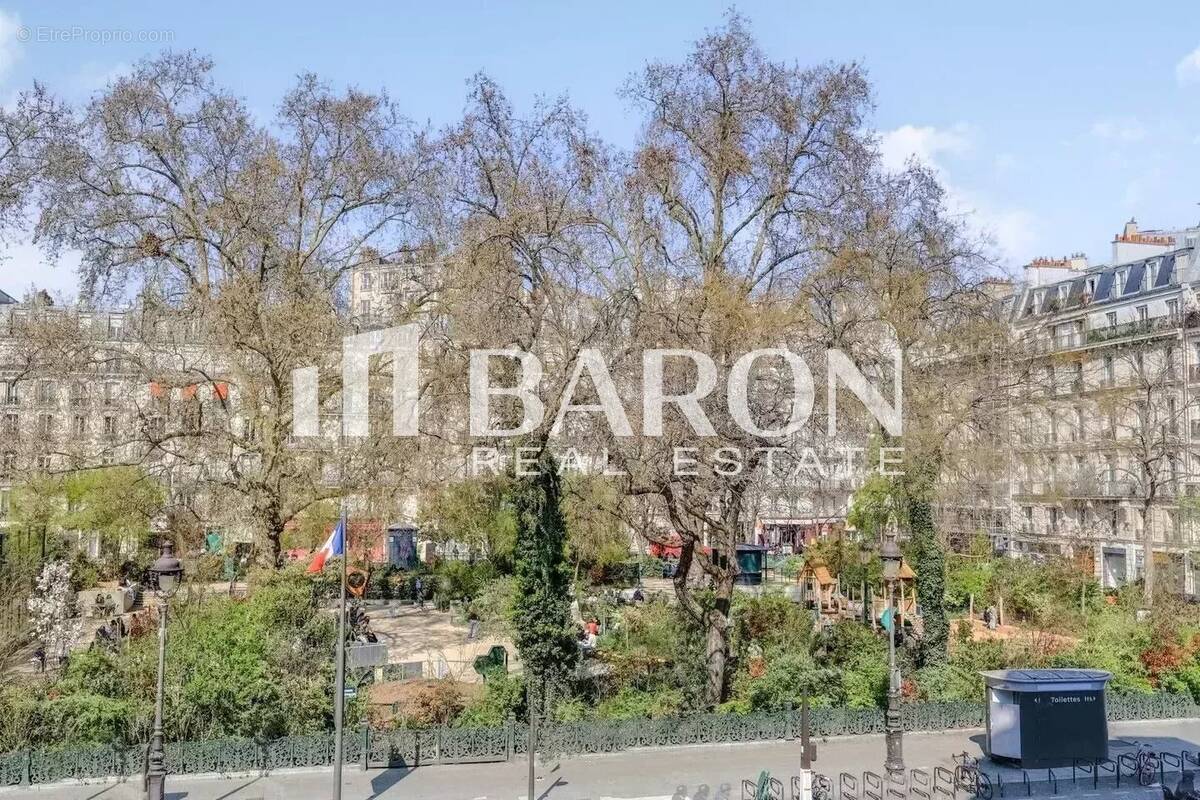 Appartement à PARIS-9E
