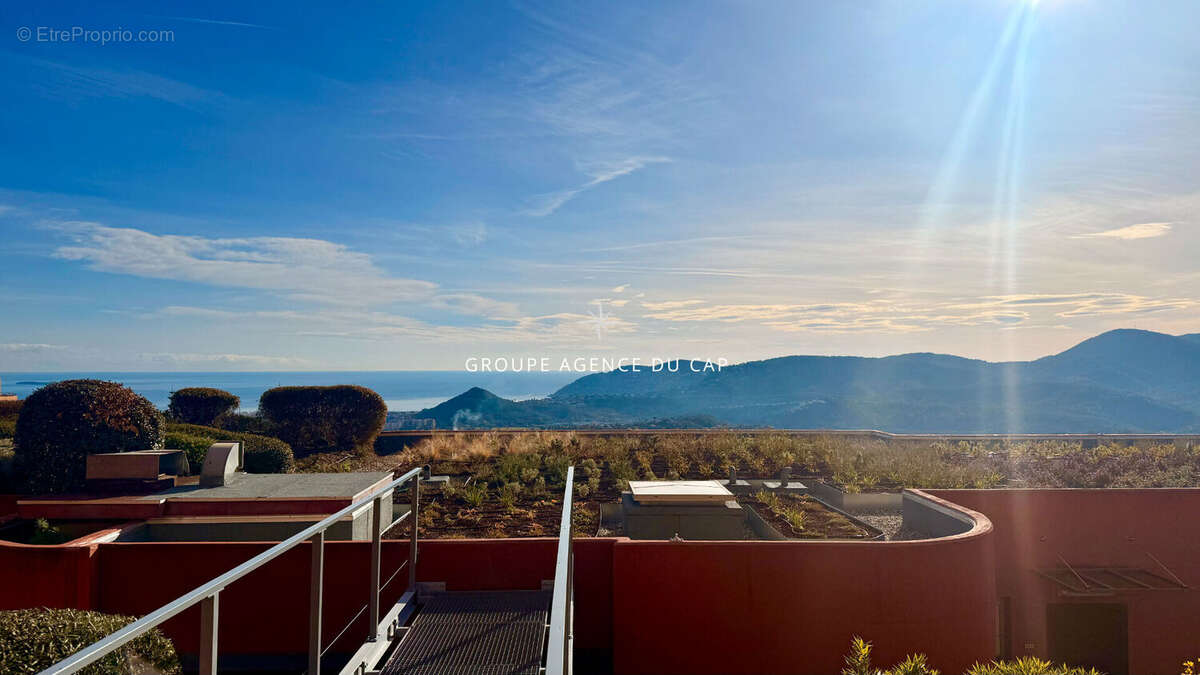 Appartement à MANDELIEU-LA-NAPOULE