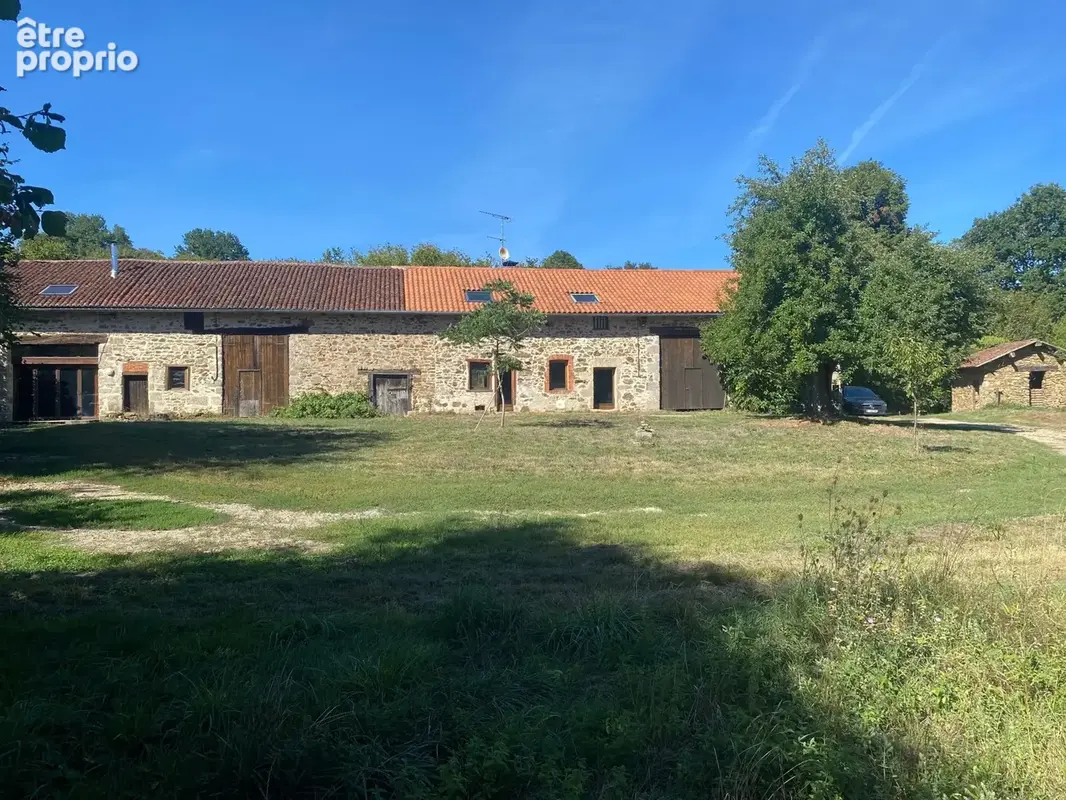Photo Maison à Bujaleuf au prix de 256 400€