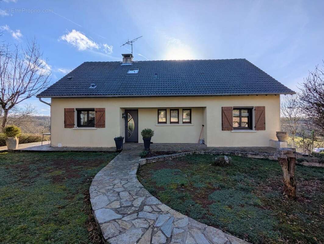 Photo 2 - Maison à SALLES-LA-SOURCE