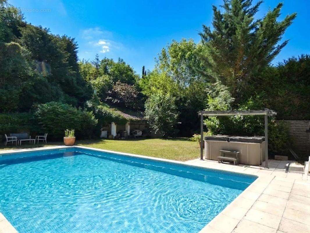 Maison de 8 pièces de 235 m² à Brunstatt-Didenheim - photo 19