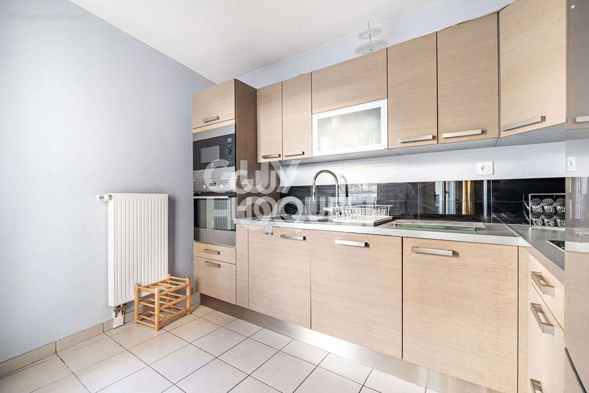 Appartement à GENNEVILLIERS
