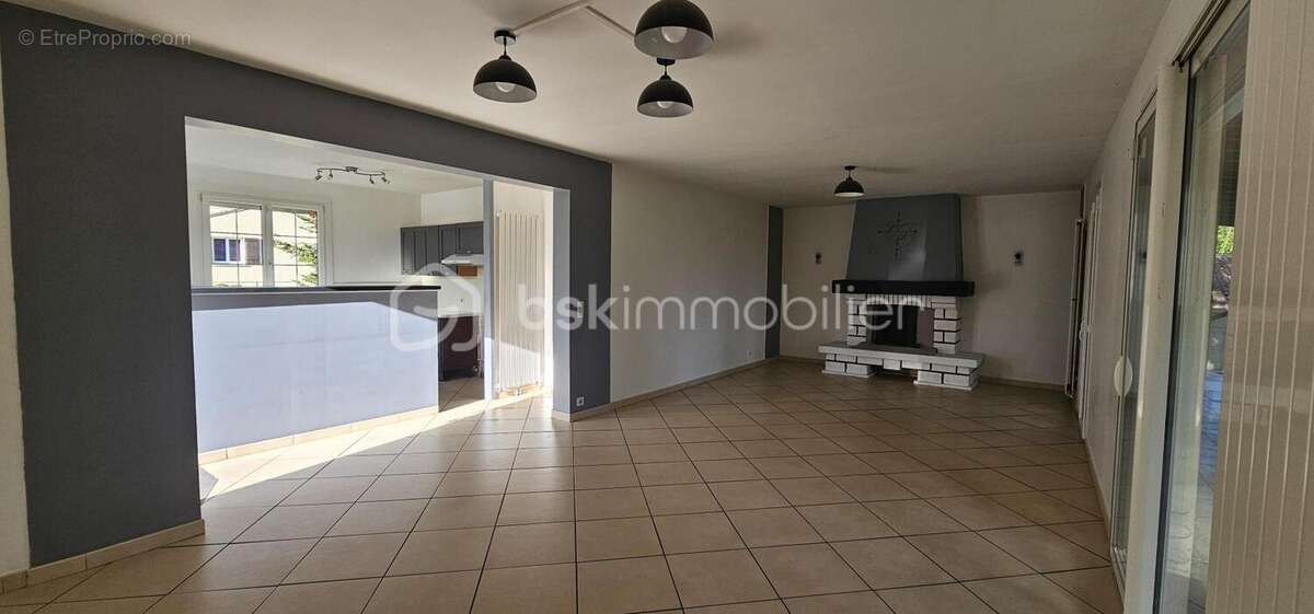 Maison à SAINT-ANDRE-DE-CUBZAC