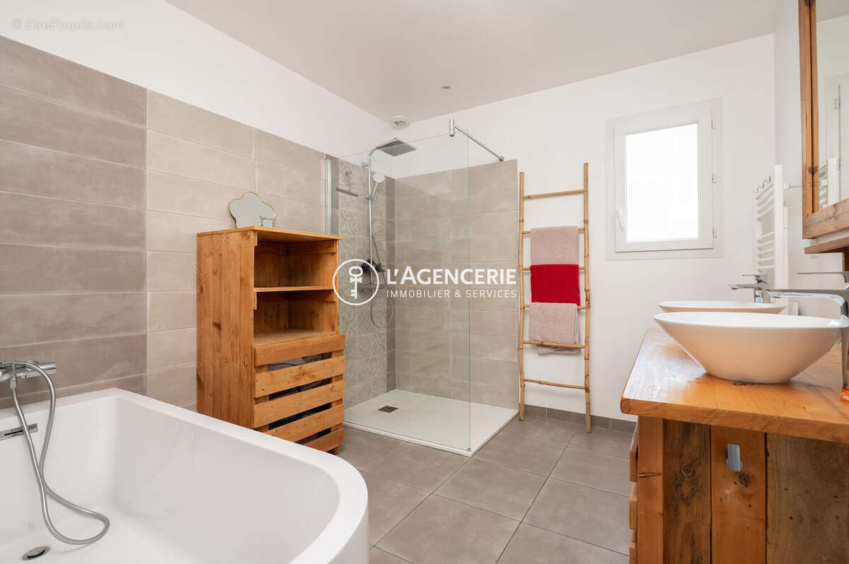 Maison 97 m² à Albi  - photo 9