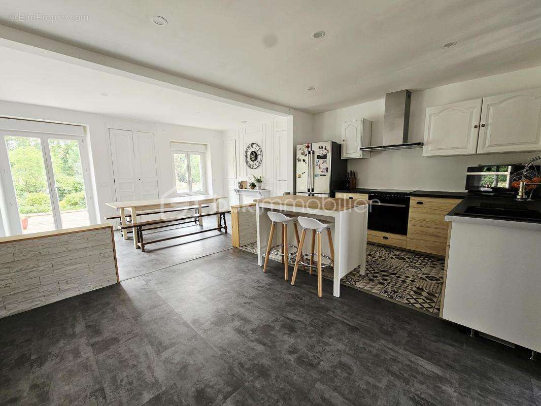 Maison à COULOMMIERS