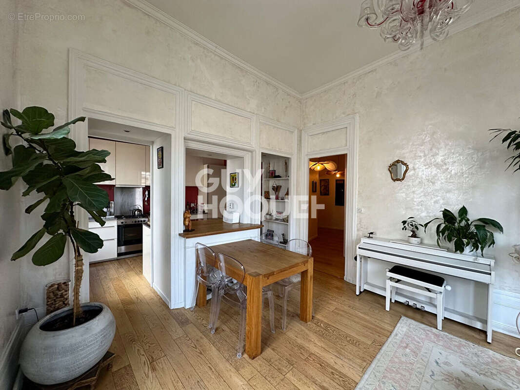 Appartement à LYON-9E