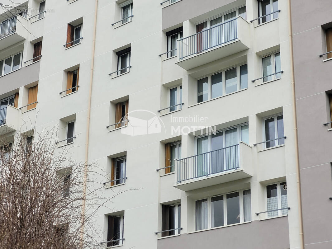 Appartement à VITRY-SUR-SEINE