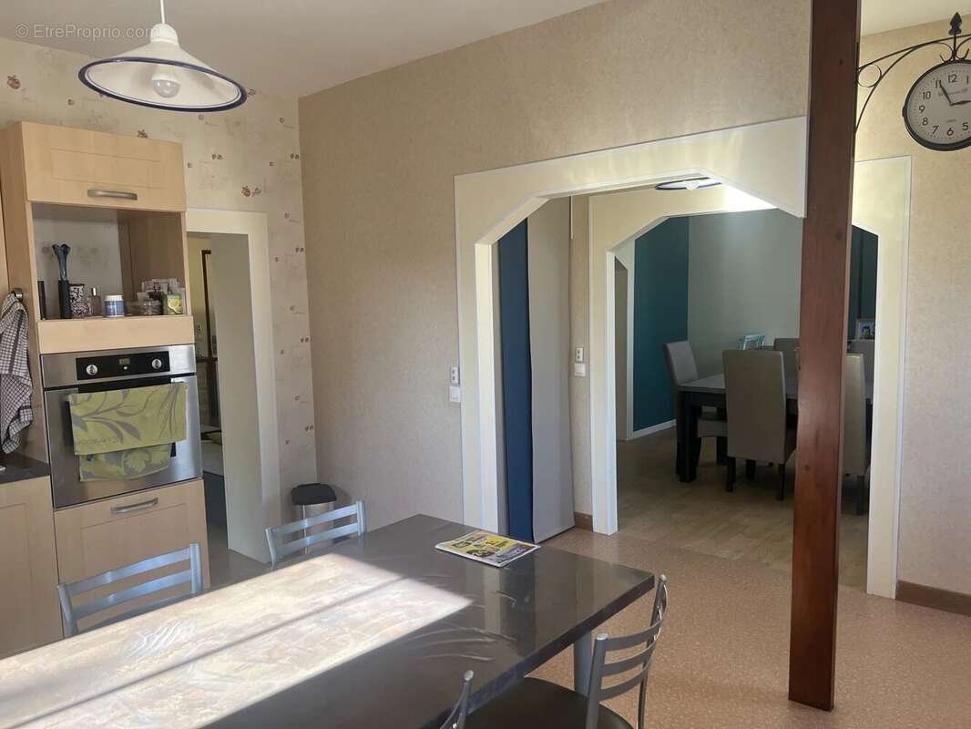 Maison à SAINT-VERAND