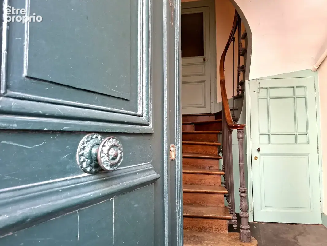 Maison 10 pièces 360 m² à vendre à Tours (37000) - photo 1