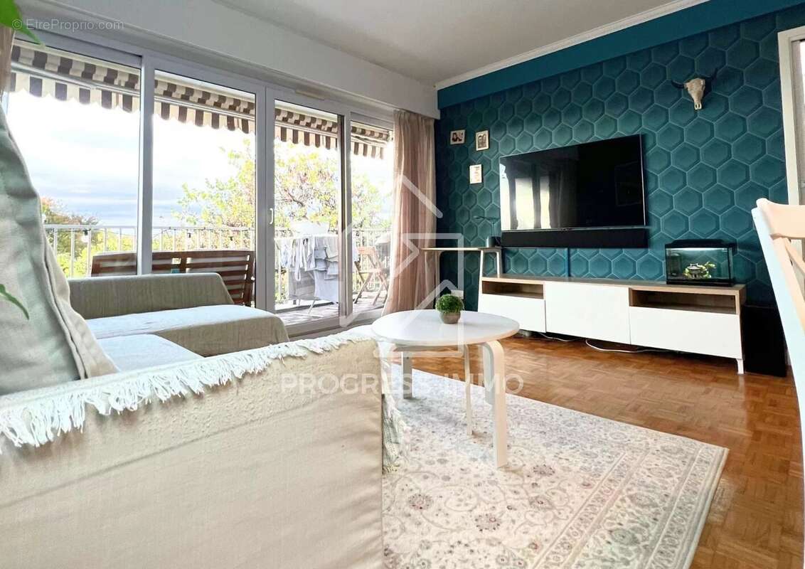 Appartement à CHENNEVIERES-SUR-MARNE