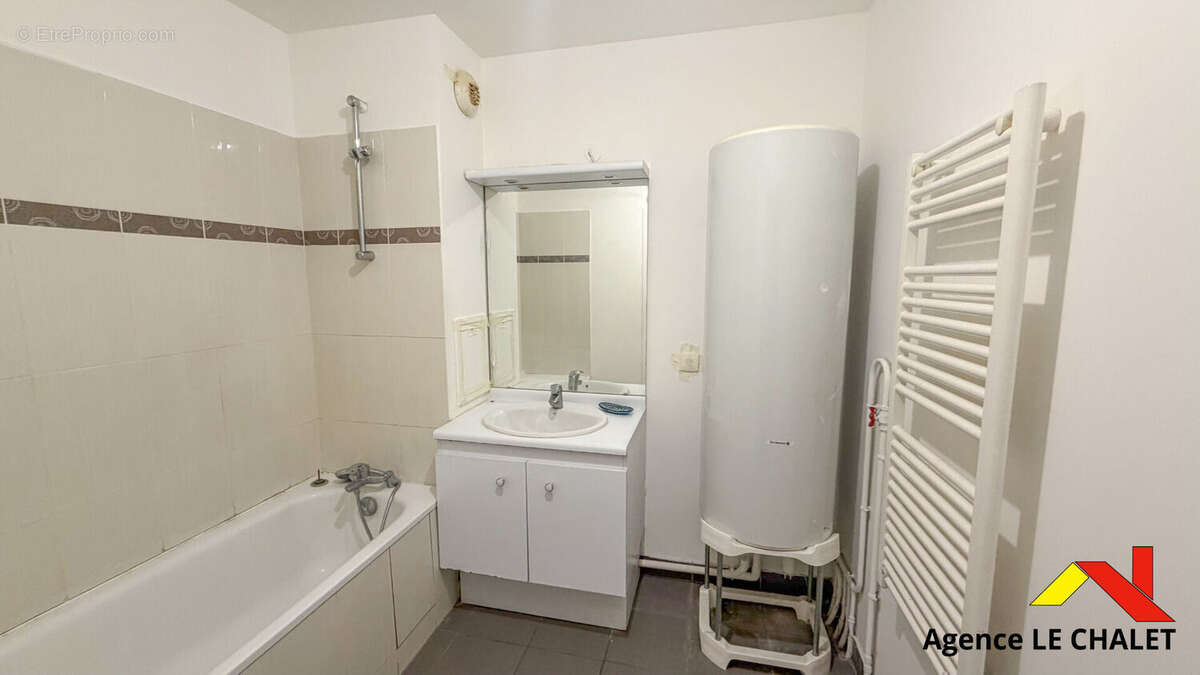 Appartement 3 pièces de 61,52 m² avec balcon vue parc et parking - Choisy-le-Roi - photo 9
