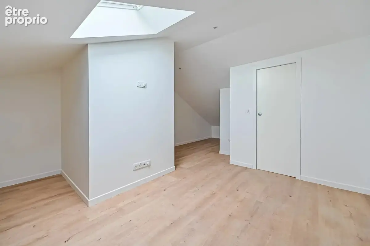 Suresnes – duplex rénové – 2 chambres – 63,36 m² au sol et 42 m² carrez - photo 13