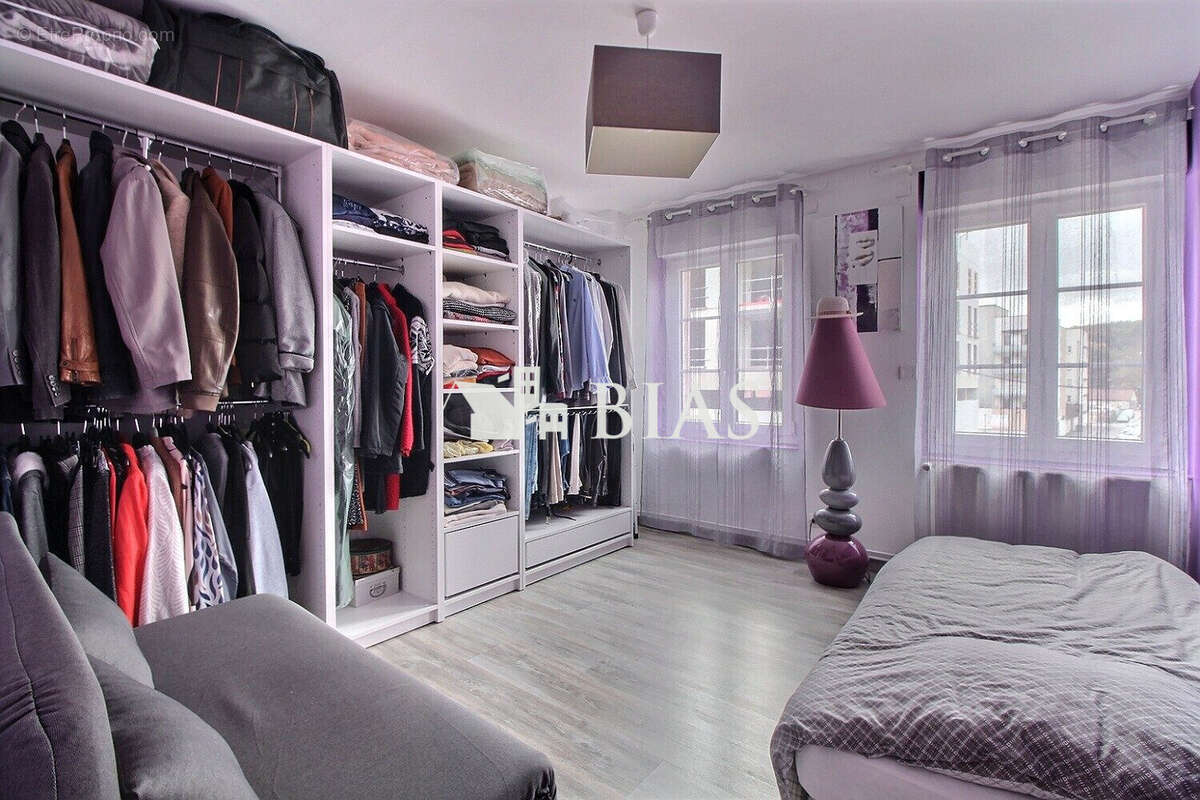 Maison à MONT-SAINT-AIGNAN