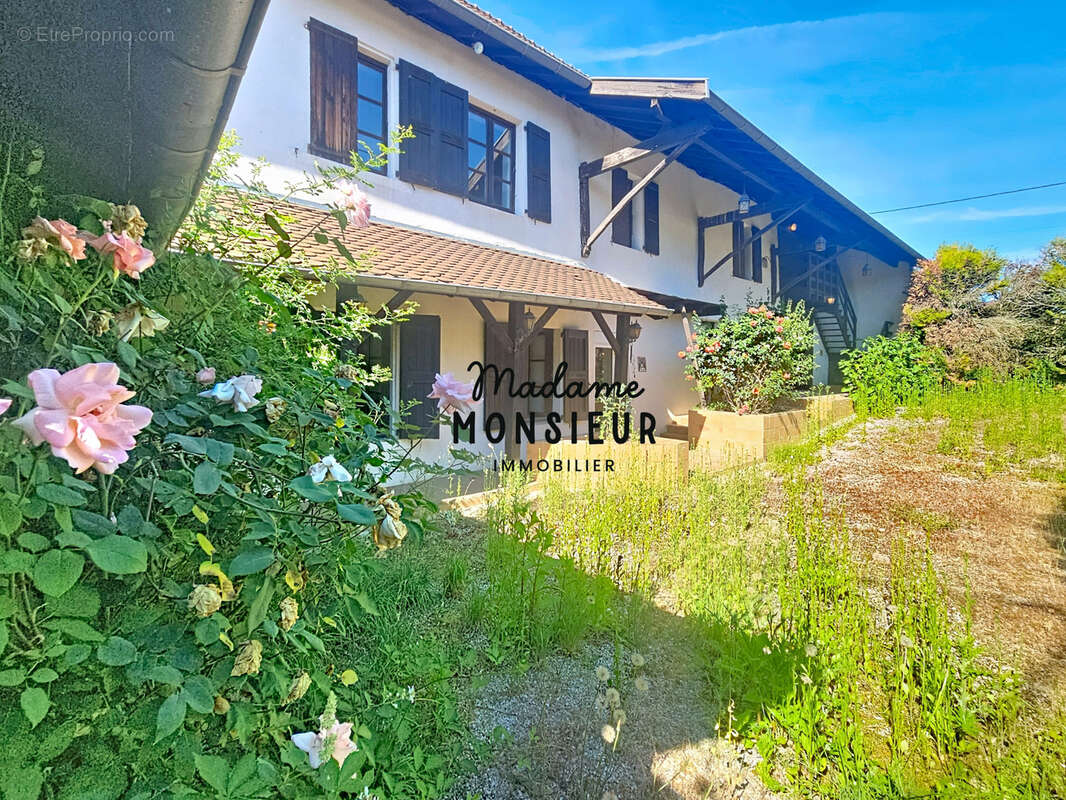 Maison à VIGNIEU