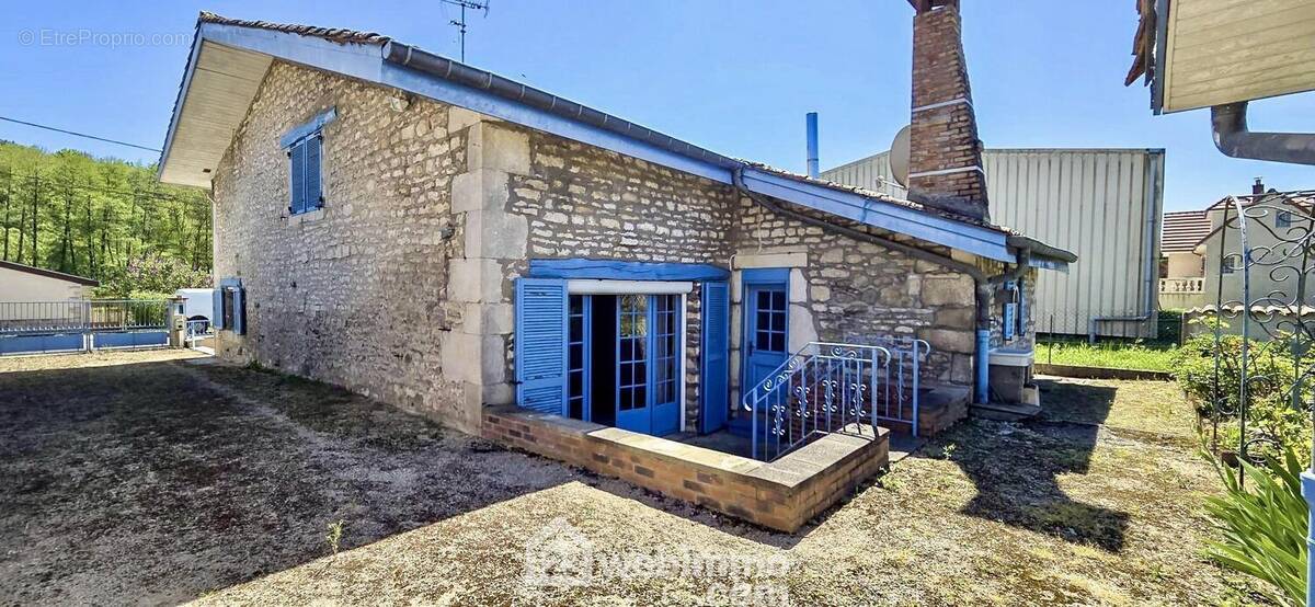 Extérieur côté - Maison à RUPT-EN-WOEVRE