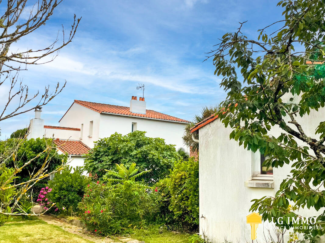 Maison à SAINT-GEORGES-DE-DIDONNE