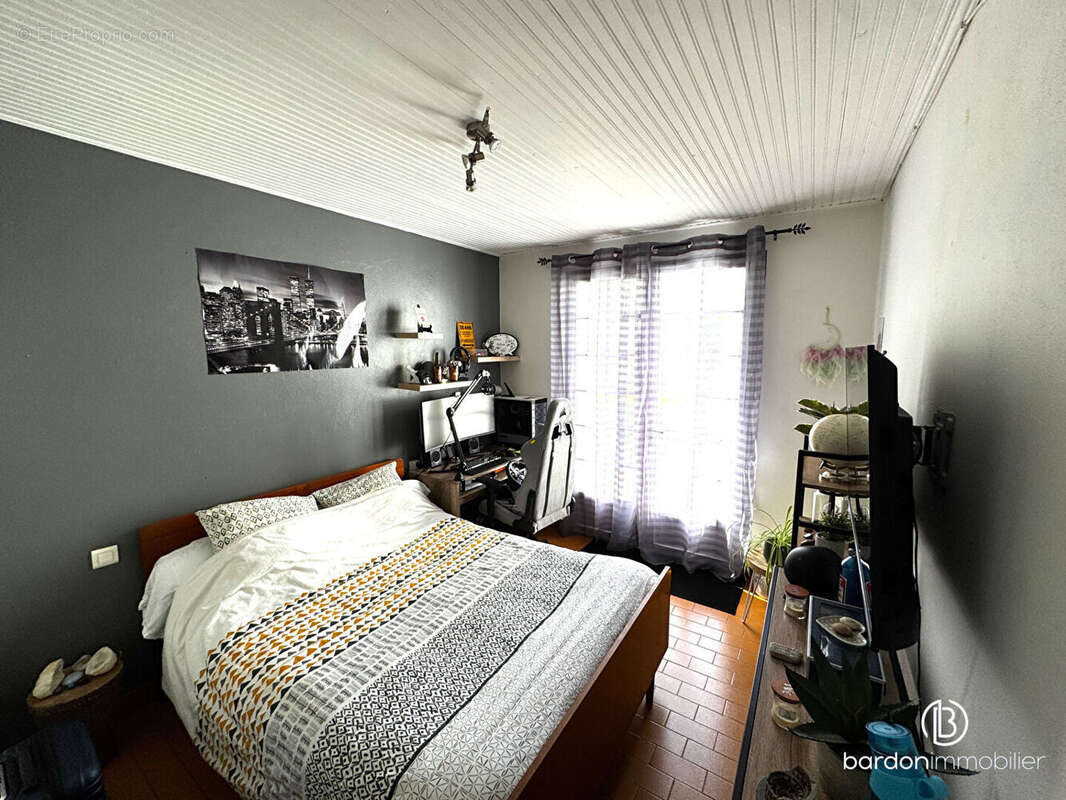 Maison 7 pièces  -147 m² - Environnement calme - photo 8