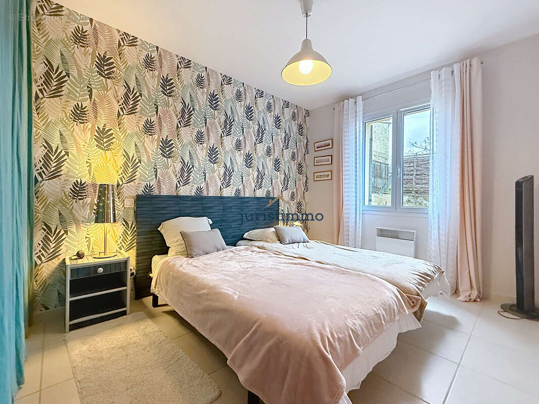 A 1,5 kms du centre ville-maison de plain-pied-3 chambres-piscine-520 m2 de terrain - photo 13