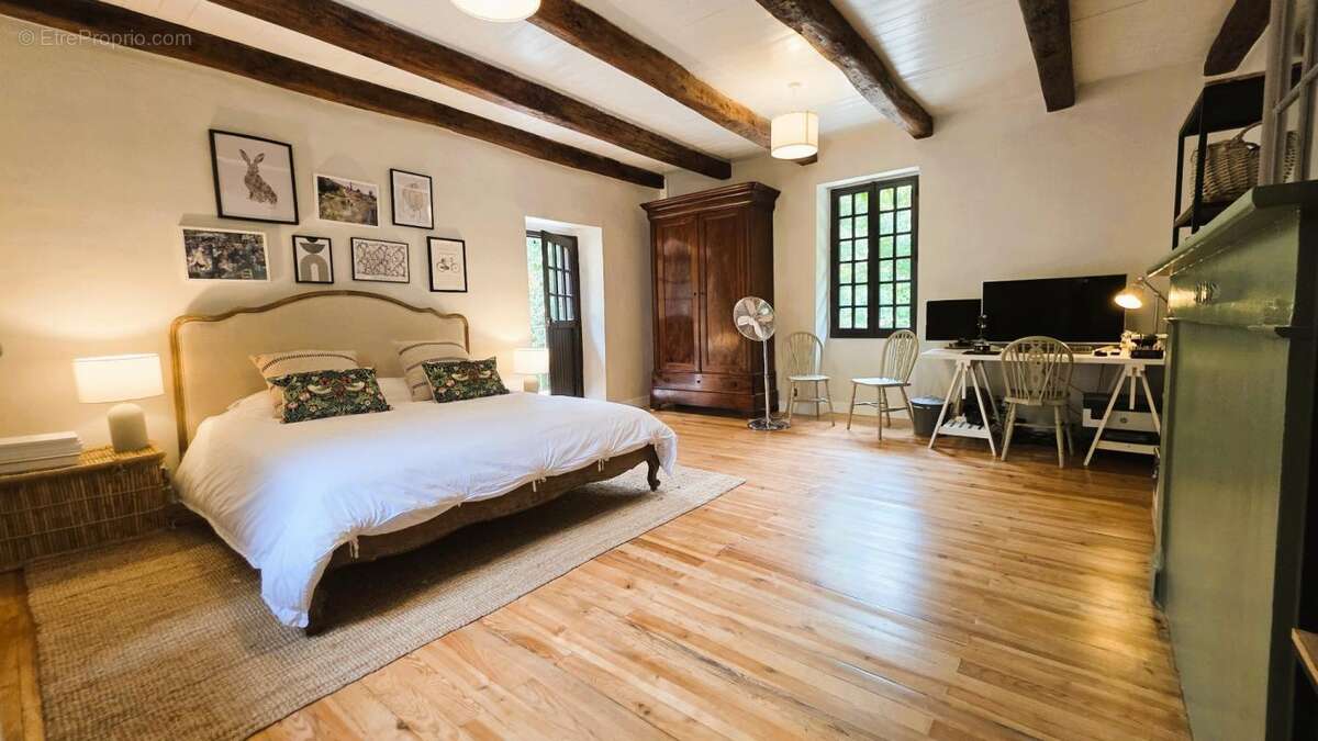 Maison à SAINT-ANTONIN-NOBLE-VAL