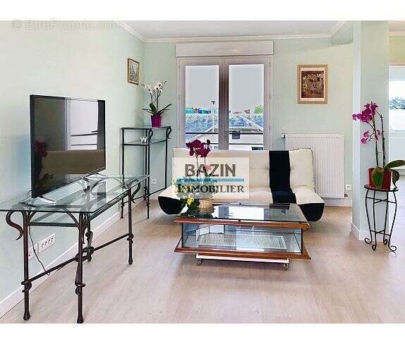 Appartement à SAVIGNY-SUR-ORGE
