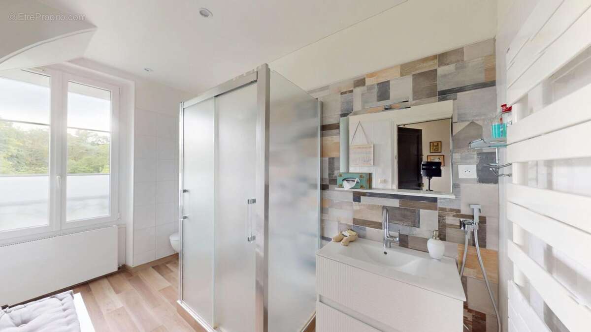 Maison à COULOMMIERS