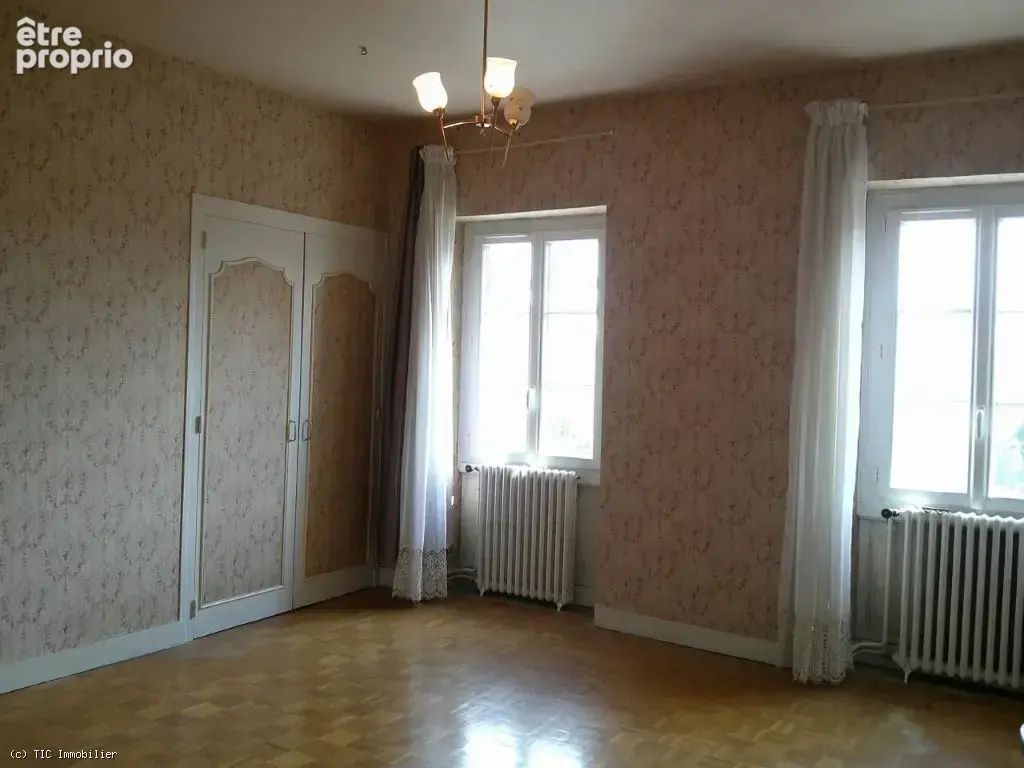 Maison De Campagne Avec Une Deuxième Maison Et D'Autres Dépendances - photo 31