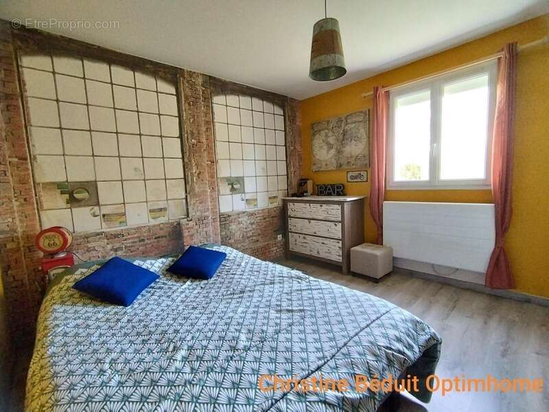 Maison à MARILLAC-LE-FRANC