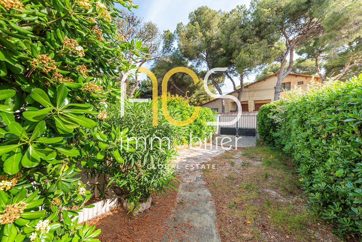 Maison à SAUSSET-LES-PINS