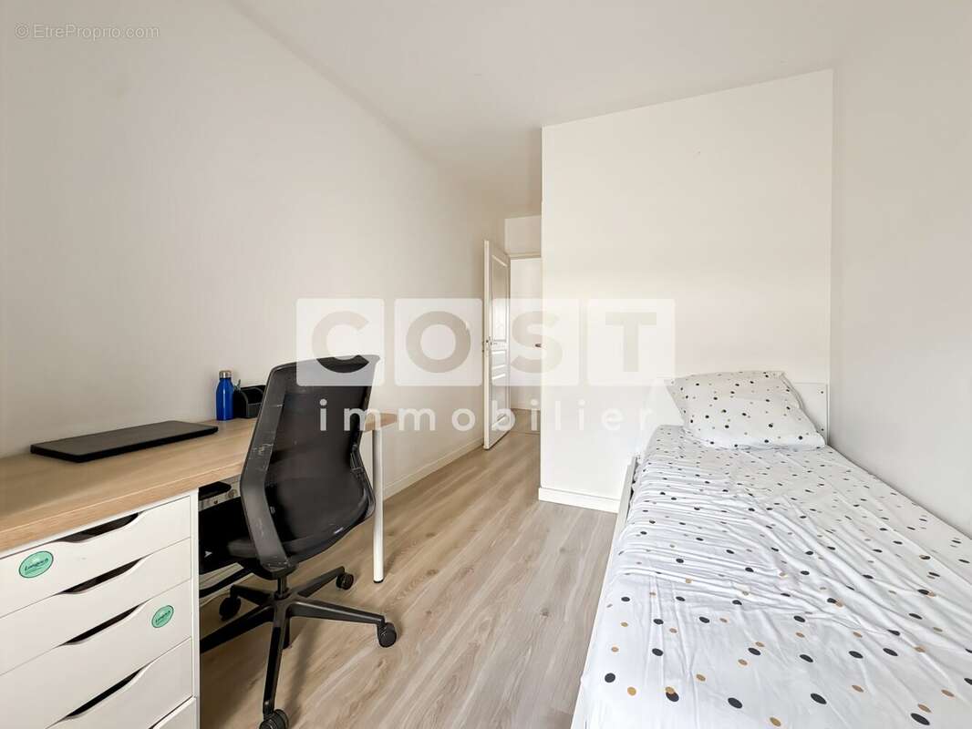 Appartement à BOIS-COLOMBES