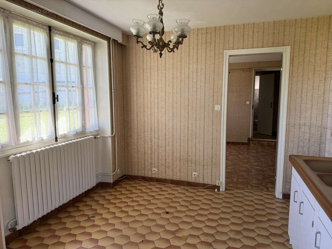 Maison à SAINT-SORNIN-LAVOLPS