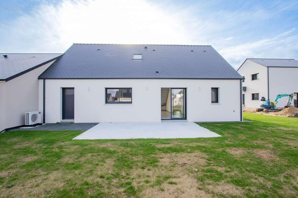 Maison à CHAMP-SUR-LAYON