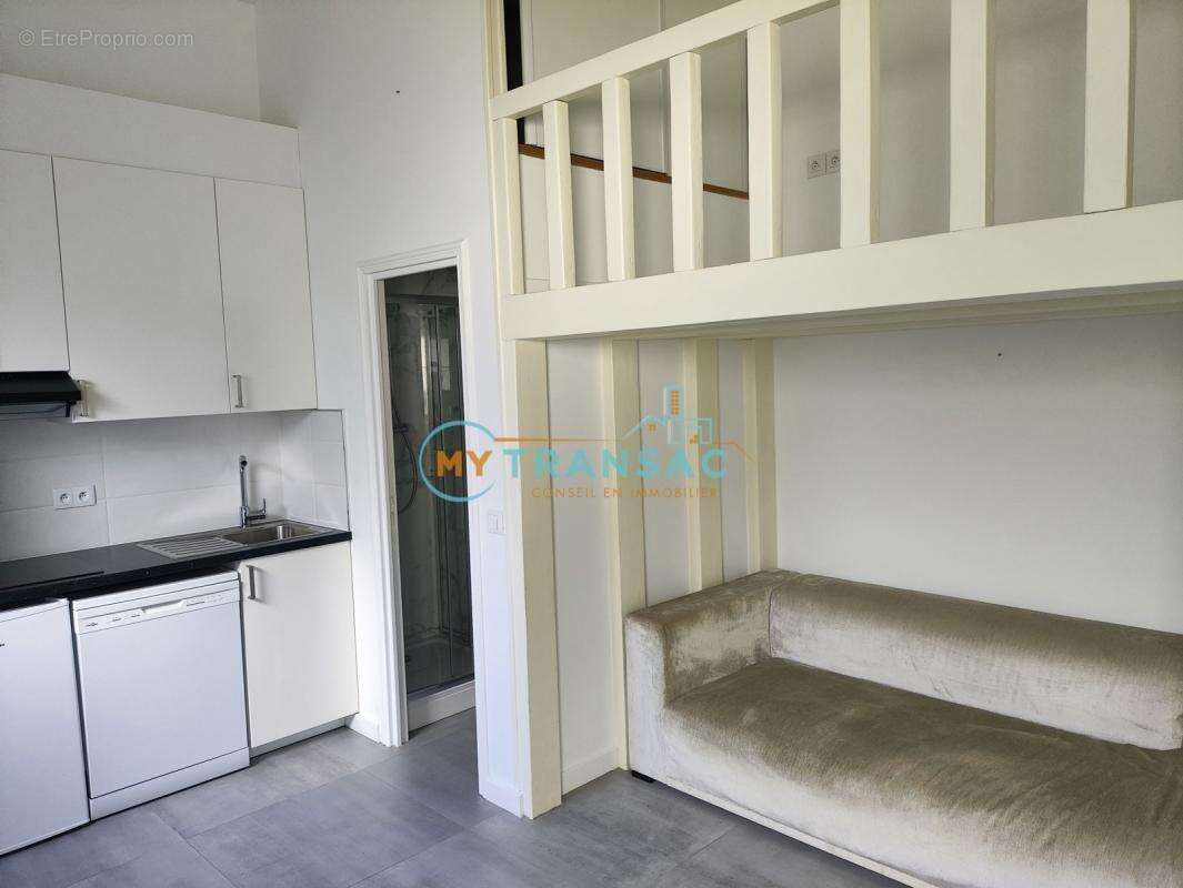 Commerce à BRIE-COMTE-ROBERT