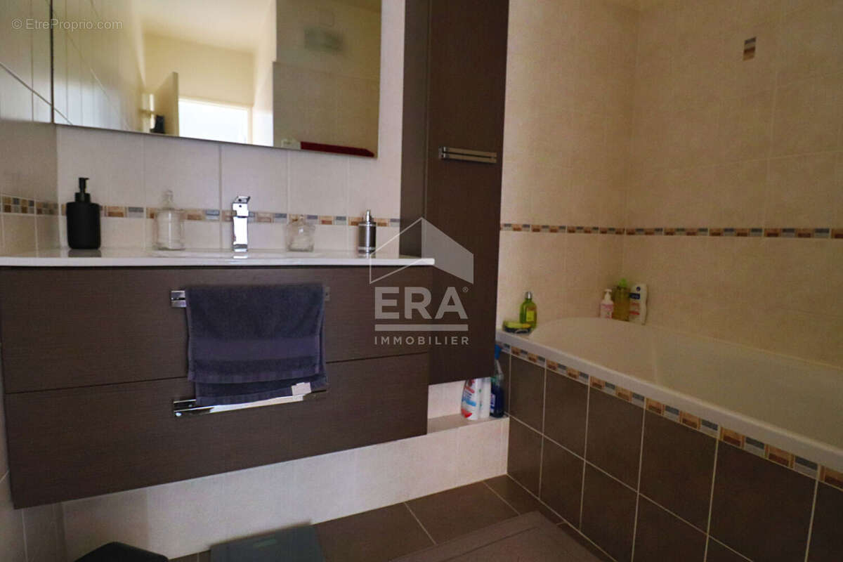 Appartement à MARSEILLE-10E