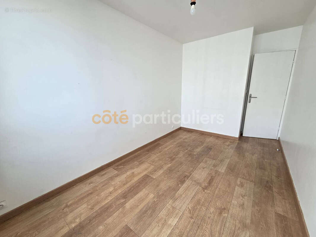 Appartement à AUBERVILLIERS