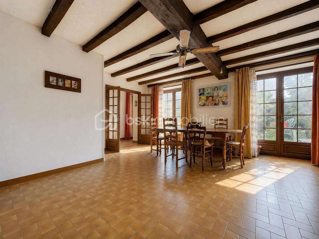 Maison de plain-pied située à Connantre - photo 4
