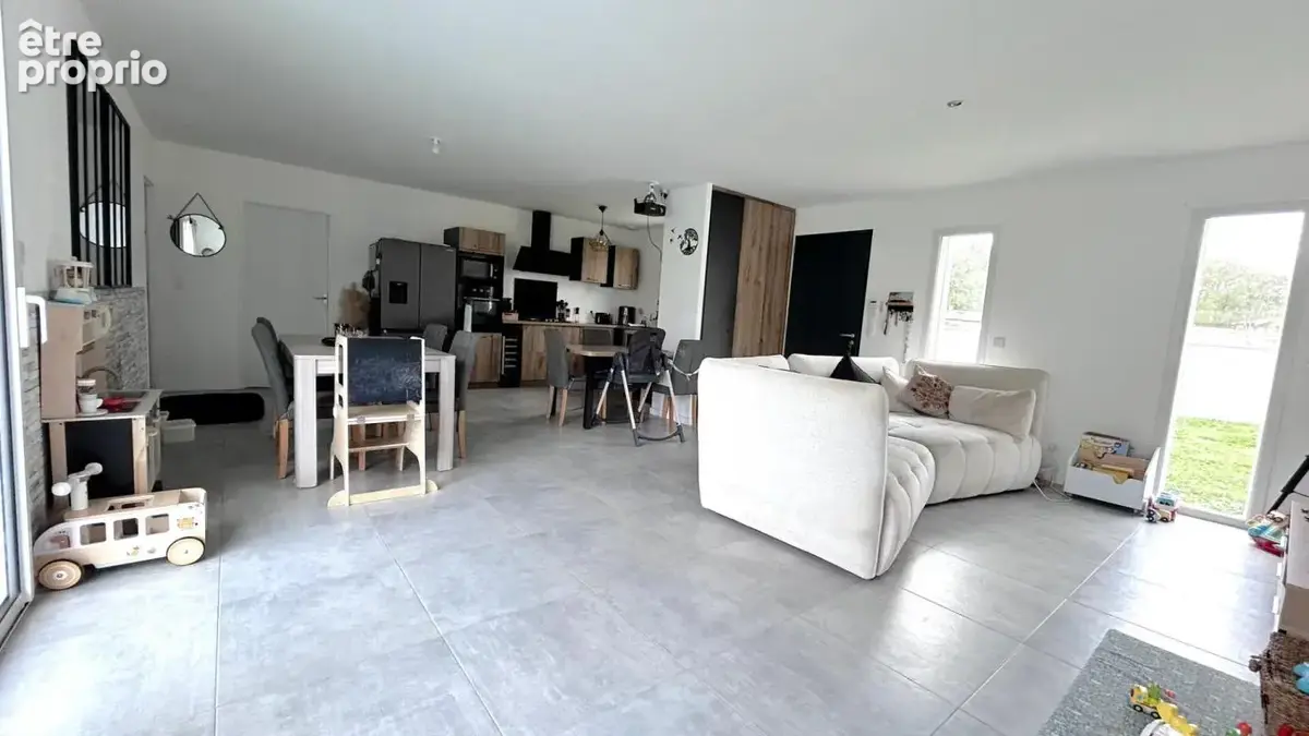 St julien l'ars - plain-pied - 4 chambres - garage - photo 6