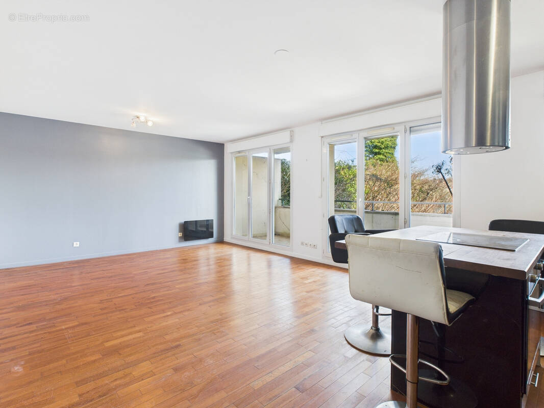 Appartement à CORBEIL-ESSONNES