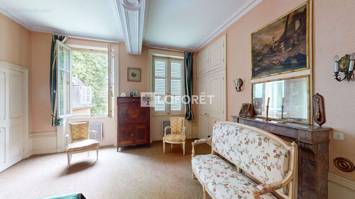 Maison à TOULON-SUR-ALLIER