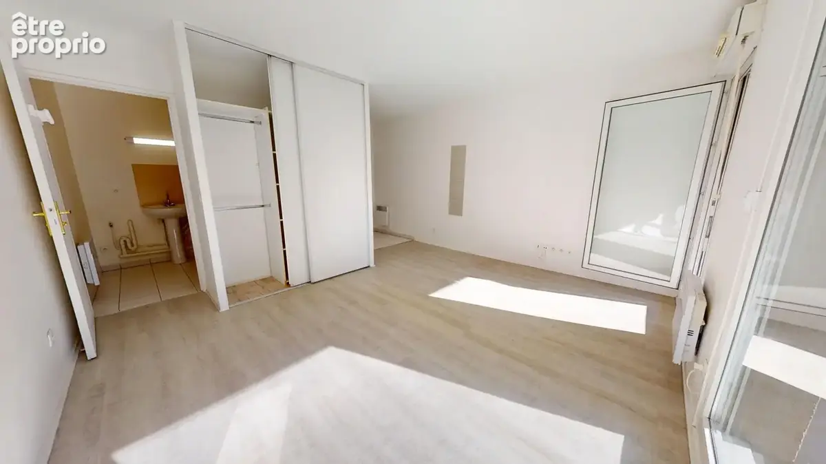 Eglise de pantin  studio avec grand balcon sur jardin (6m²) parking  calme & lumineux  avl immobilier - 01.48.44.45.40  - photo 10