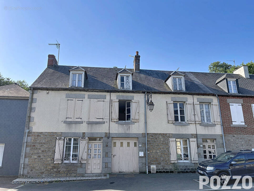 Maison à SAINT-SEVER-CALVADOS