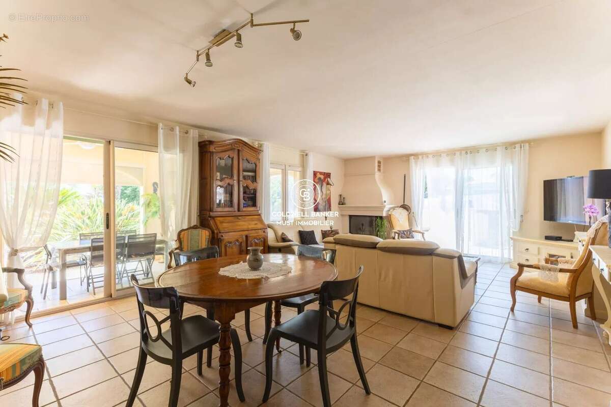 Maison à CABESTANY
