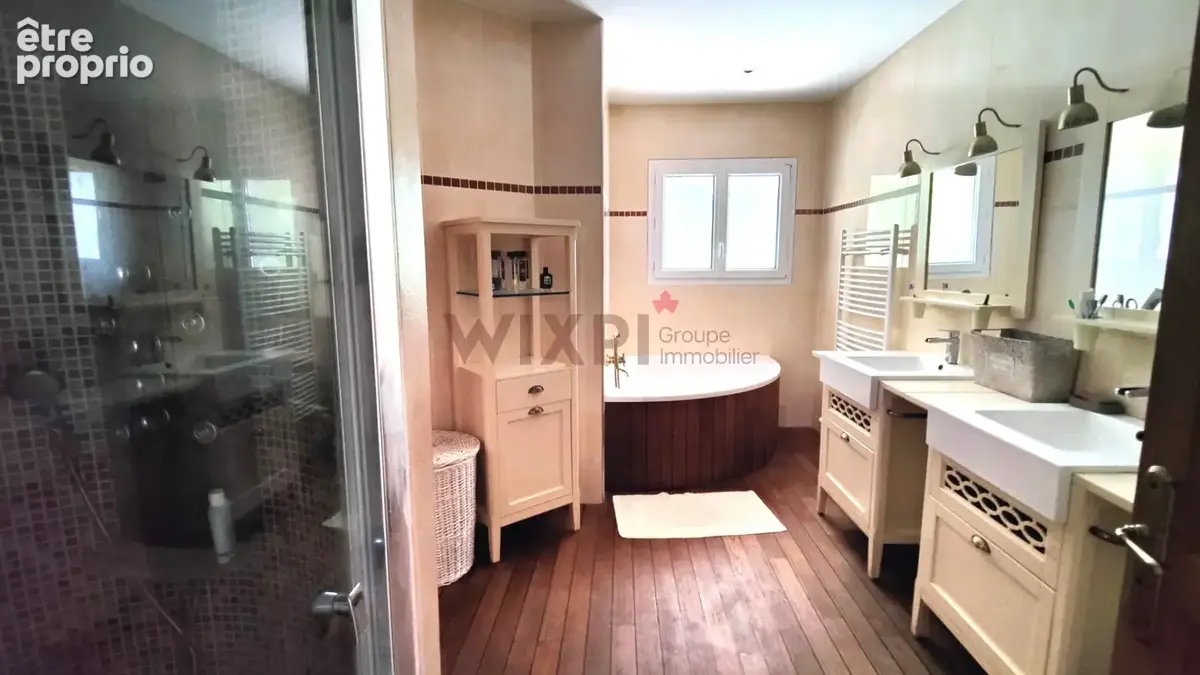 Maison 6 pièces 250 m² - photo 6