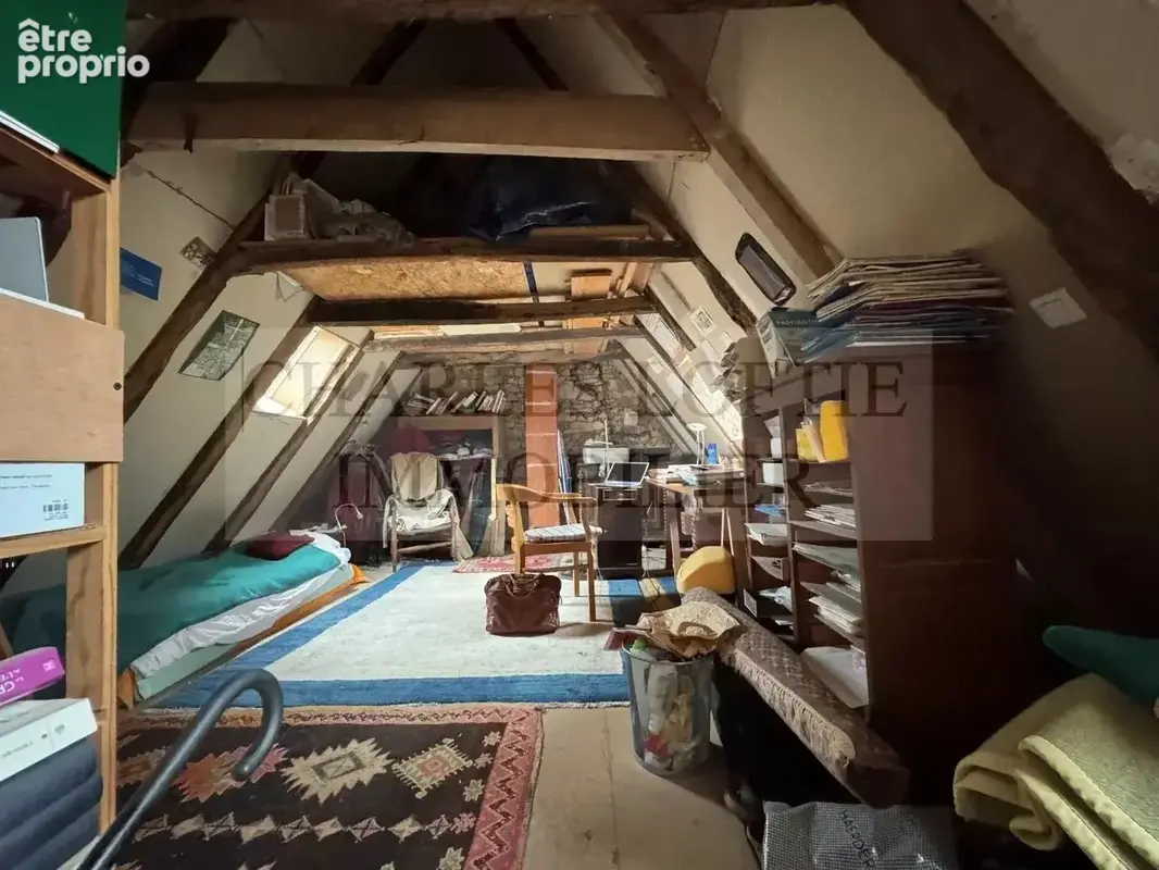 Charmante maison de village en pierre avec terrain arboré de 2400 m² - photo 12
