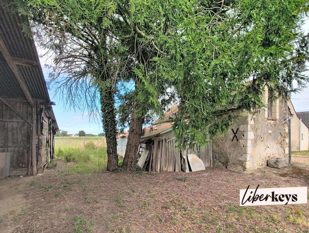Ensemble immobilier à rénover – 3 habitations – Idéal gîtes ou projet familial - photo 19