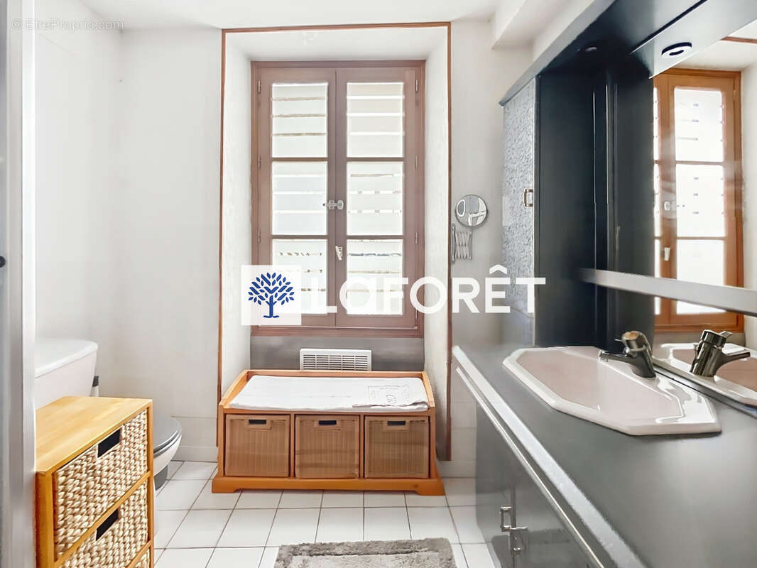 Appartement à CRESPIERES