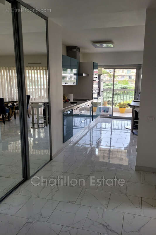 Appartement à CANNES