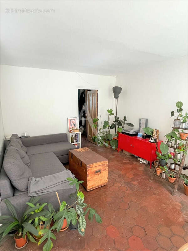 Appartement à PARIS-10E