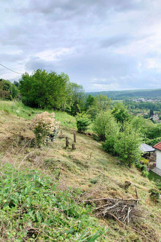 Terrain à VILLEFRANCHE-DE-ROUERGUE